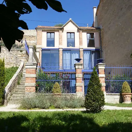 Du Chateau 